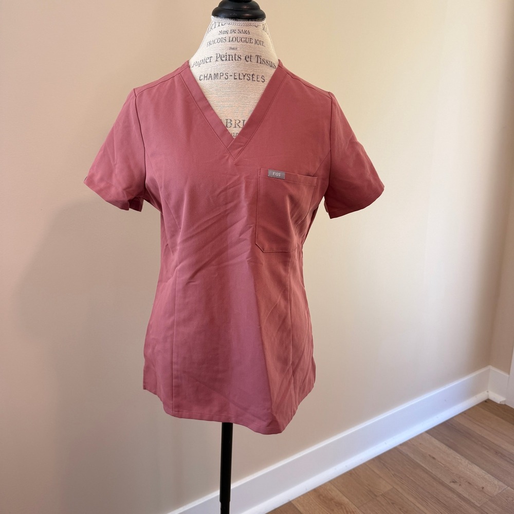 Figs Women's Blush Pink Scrub Top Size M
